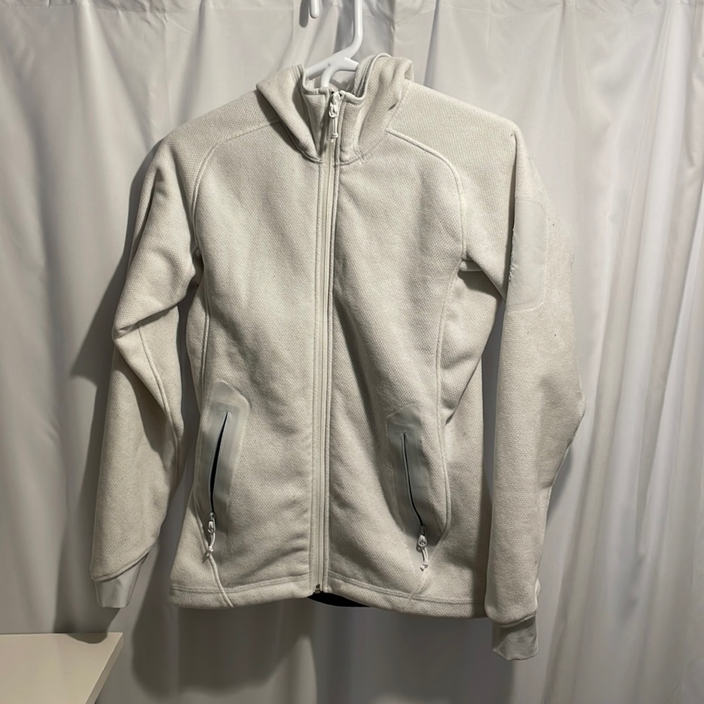 arc’teryx’s polartec sweater